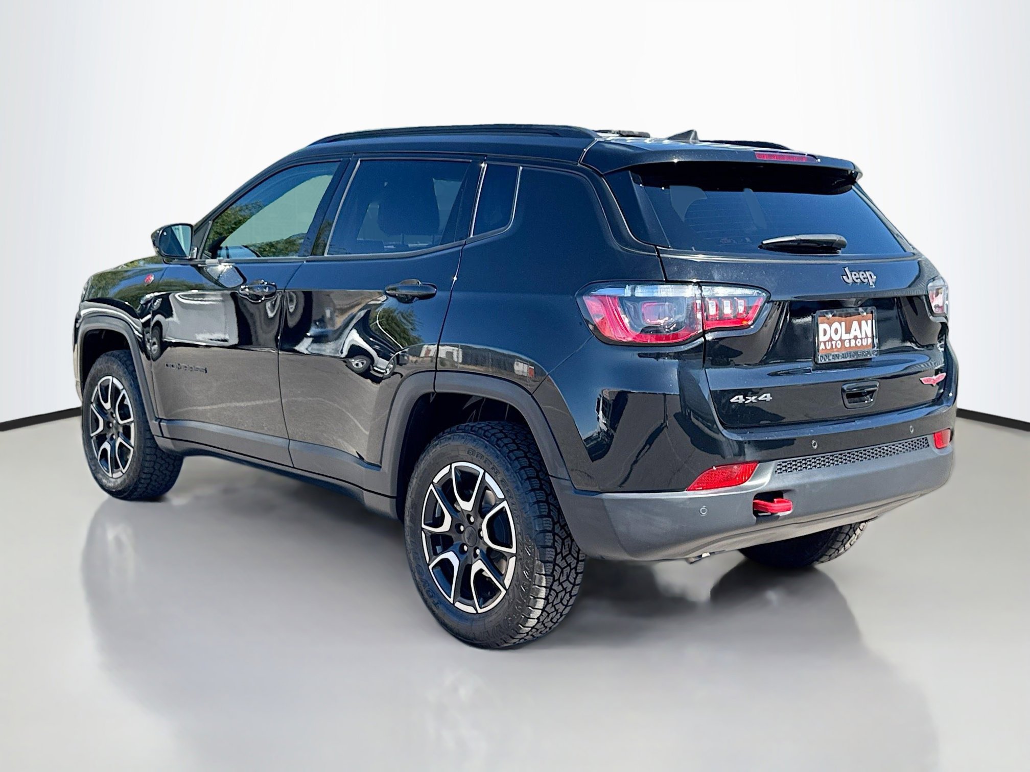2024 Jeep Compass Trailhawk Sport photo 2