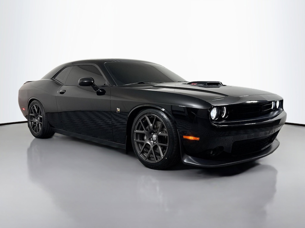 Certified 2016 Dodge Challenger R/T Scat Pack 2dr Car