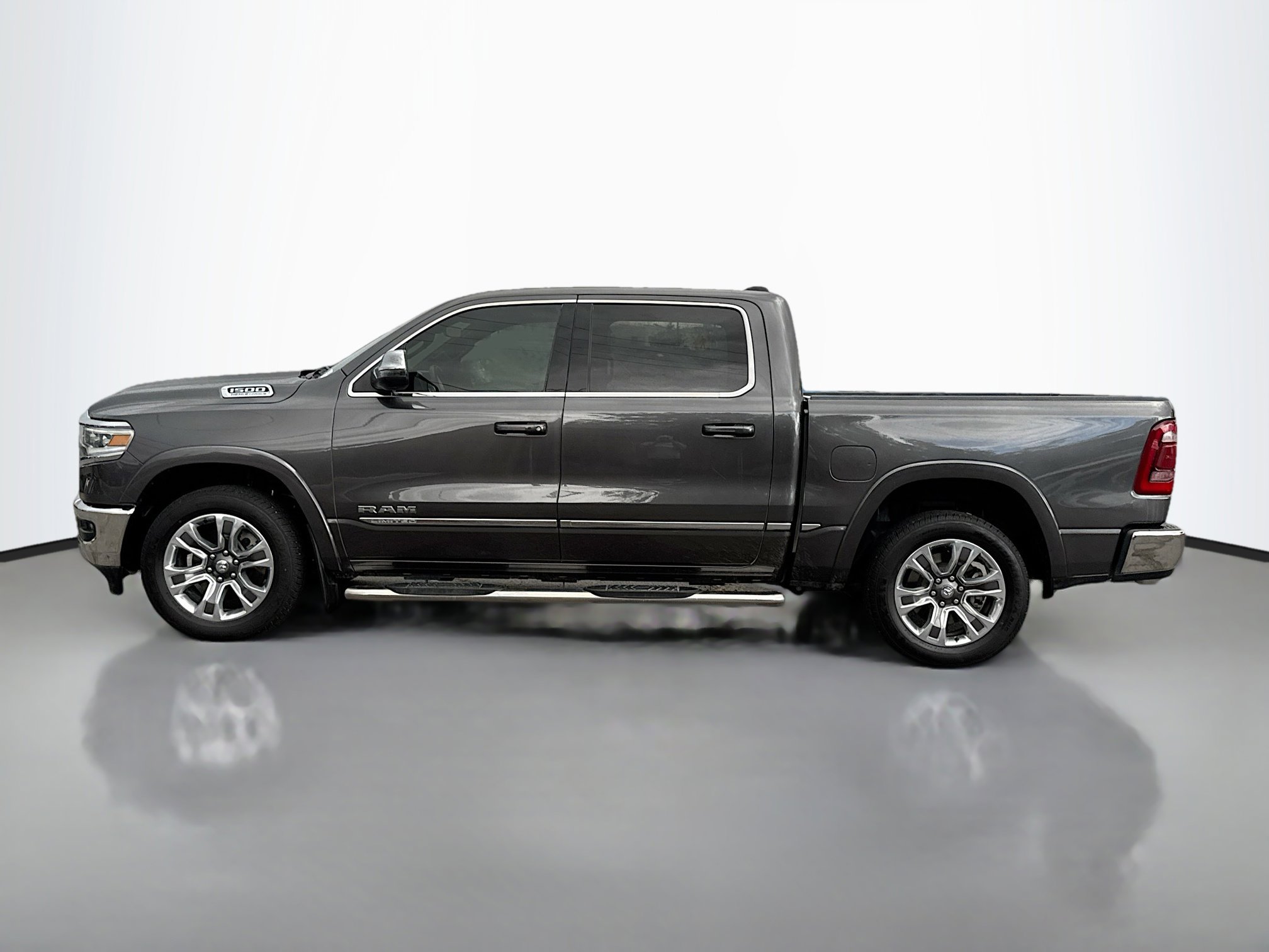 2024 Ram 1500 Limited photo 3
