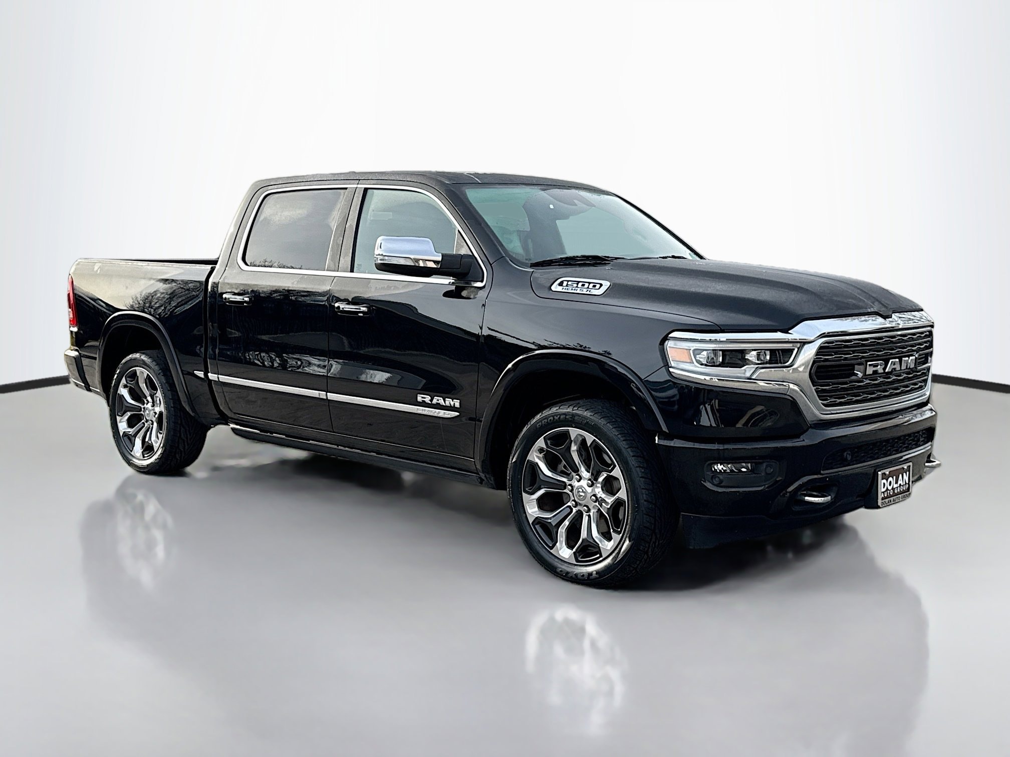 2022 RAM Ram 1500 Pickup Limited's photo
