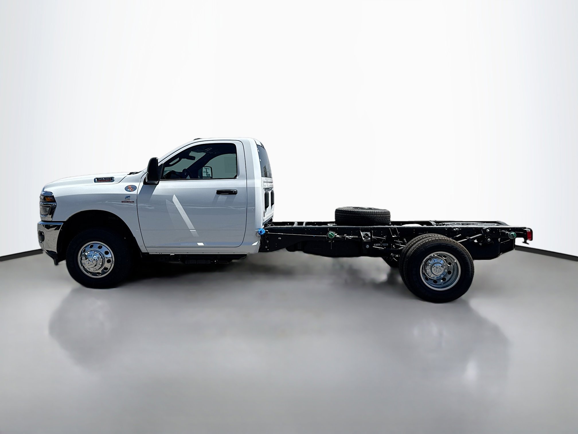 2025 Ram 3500 Tradesman Big Horn photo 3