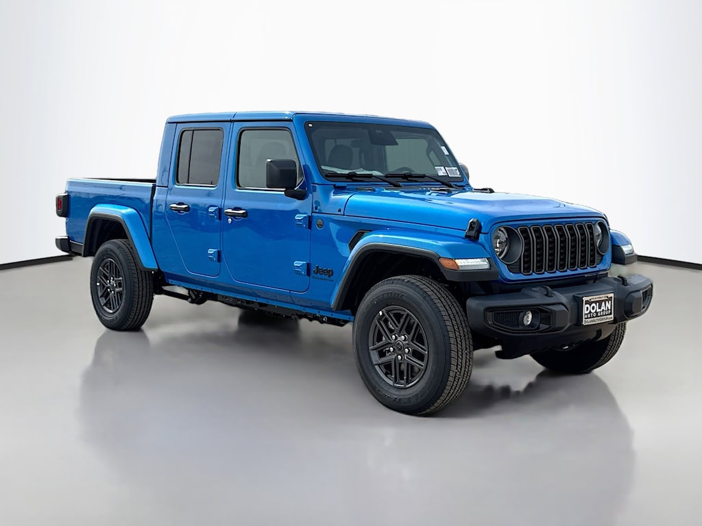 New 2026 Jeep Gladiator Sport Pickup