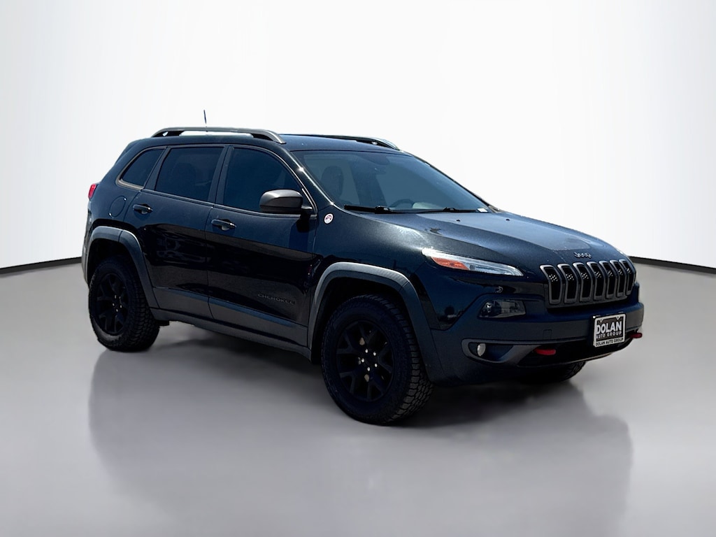 Used 2016 Jeep Cherokee Trailhawk 4x4 Sport Utility