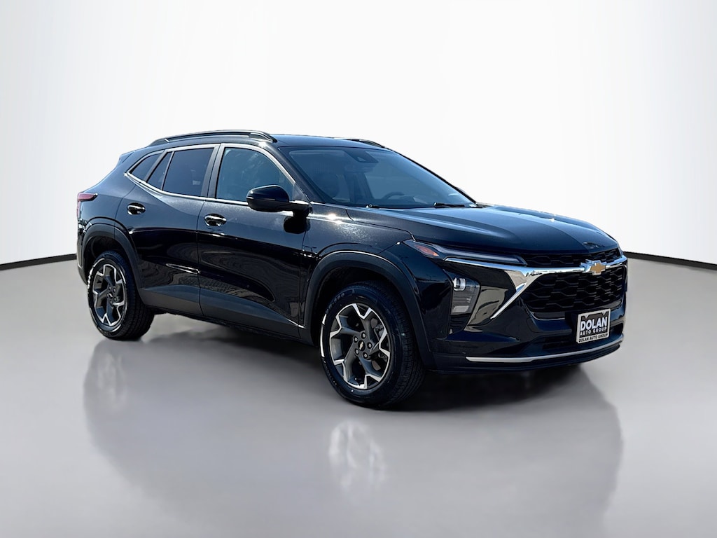 Used 2025 Chevrolet Trax LT Sport Utility