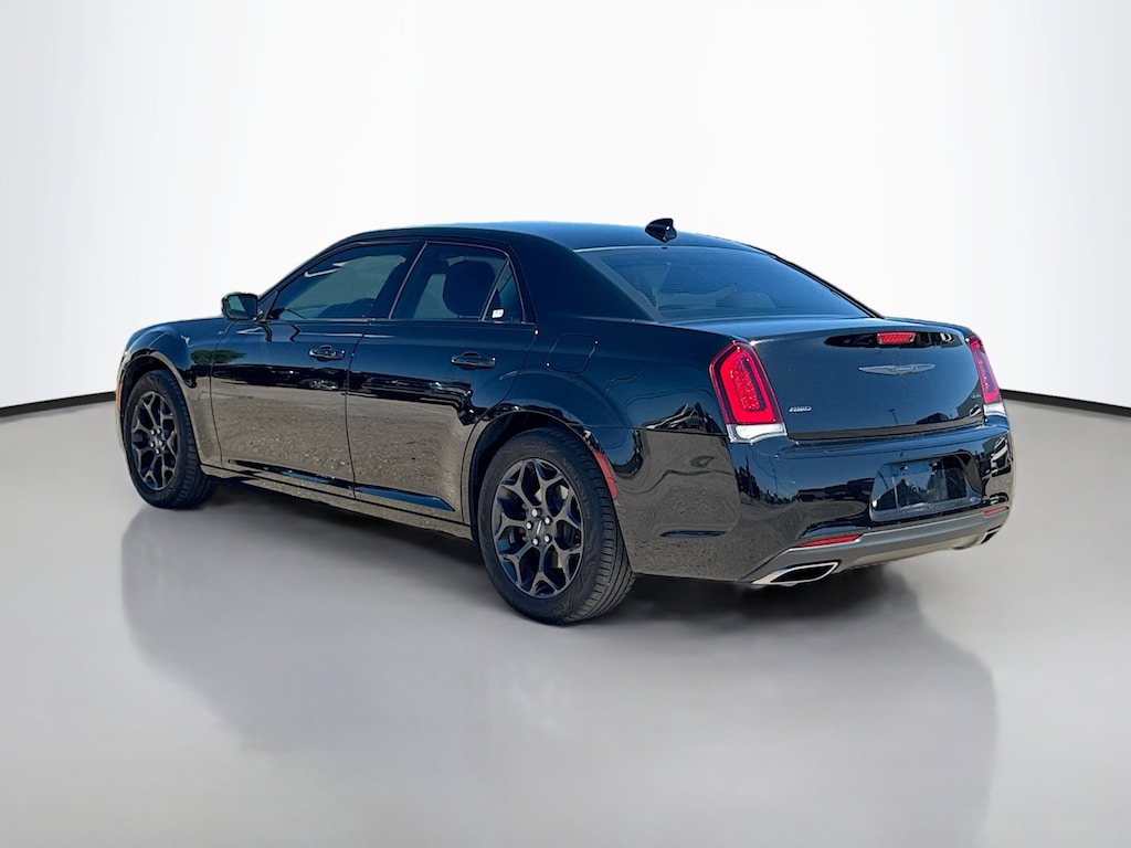 Certified 2021 Chrysler 300 Touring 4dr Car