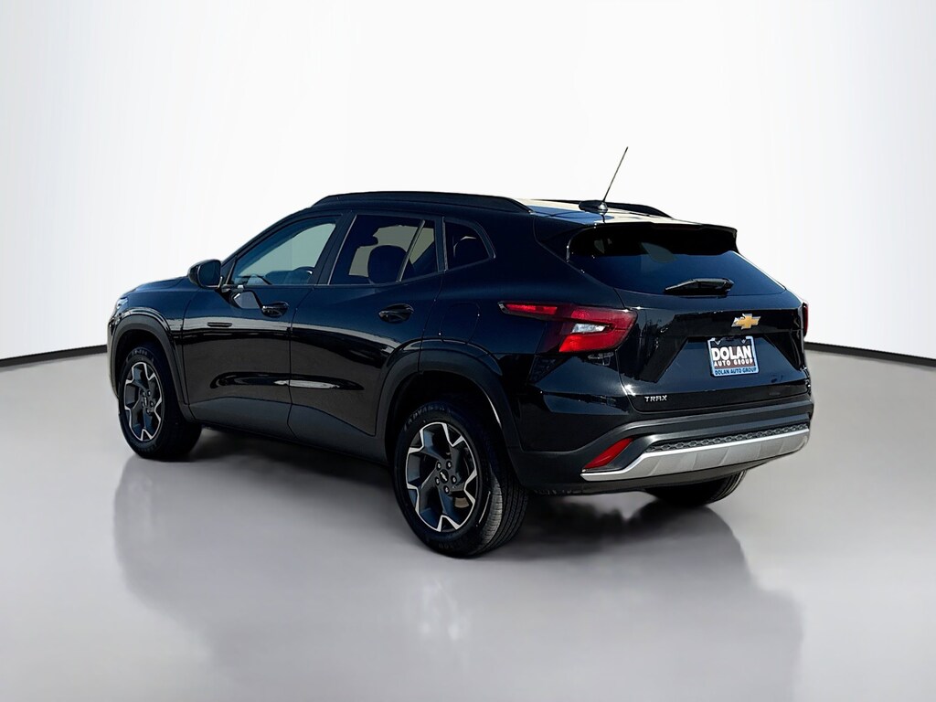 Used 2025 Chevrolet Trax LT Sport Utility