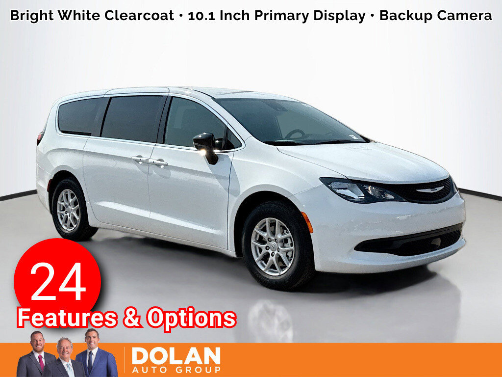 2026 Chrysler Voyager LX's photo