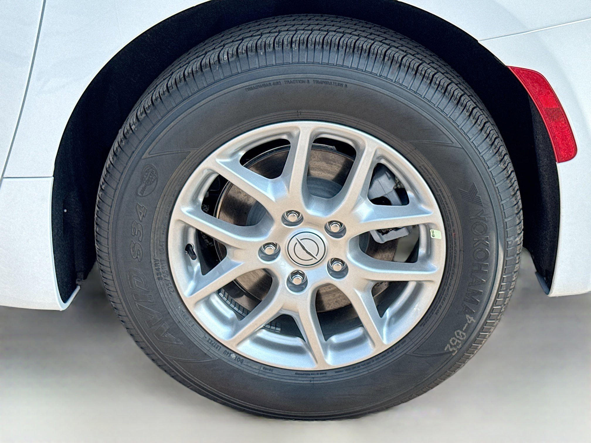 2026 Chrysler Voyager LX - Photo 33