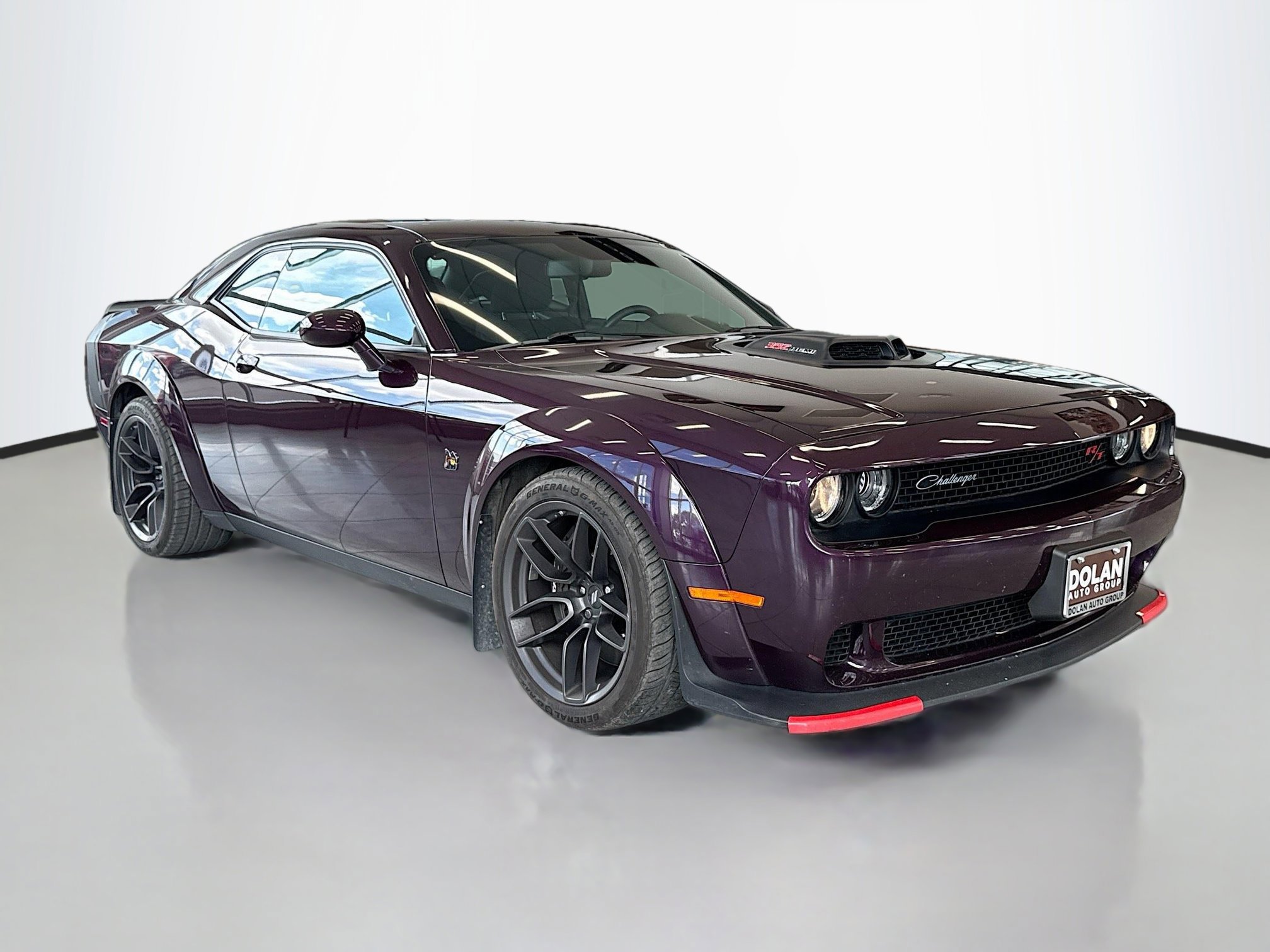 2022 Dodge Challenger R/T Scat Pack Widebody photo 4