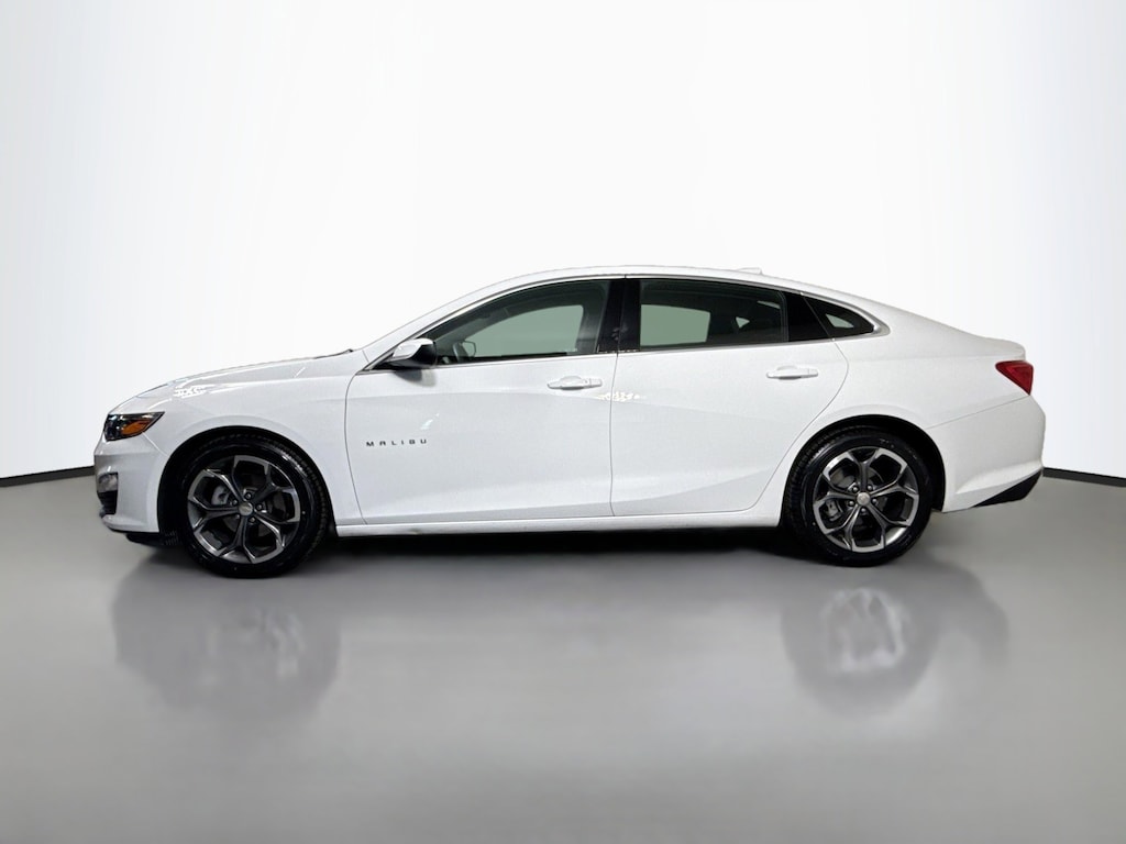 Used 2024 Chevrolet Malibu 1LT 4dr Car