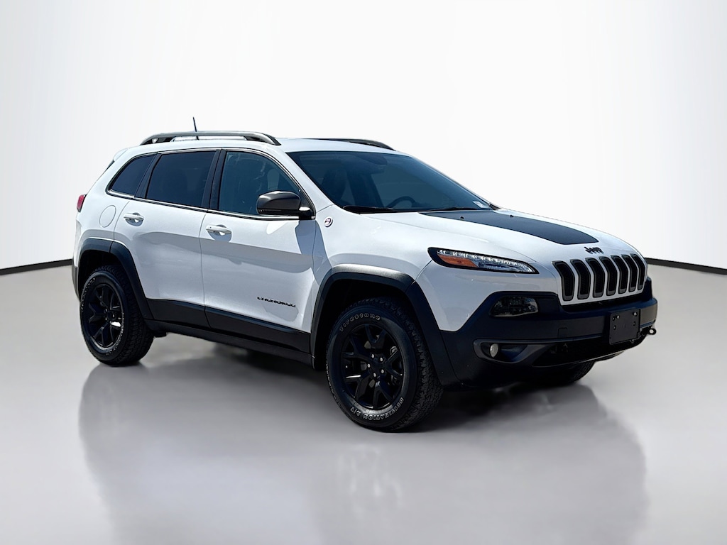 Used 2017 Jeep Cherokee Trailhawk 4x4 Sport Utility