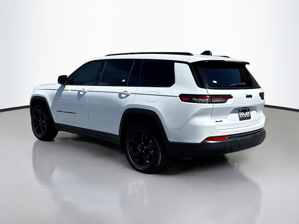 Used 2025 Jeep Grand Cherokee L Laredo Sport Utility