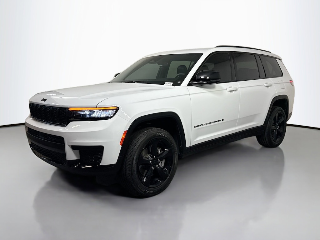 Used 2023 Jeep Grand Cherokee L Laredo Sport Utility