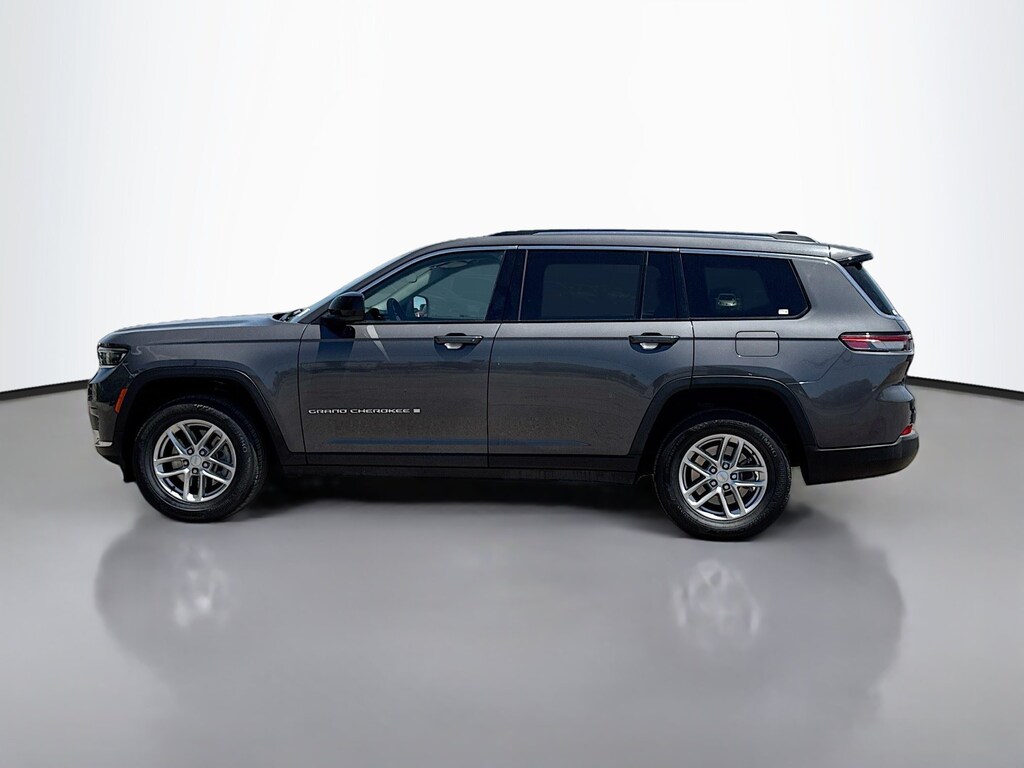 Used 2023 Jeep Grand Cherokee L Laredo Sport Utility
