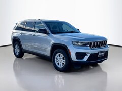 2023 Jeep Grand Cherokee Laredo Sport Utility
