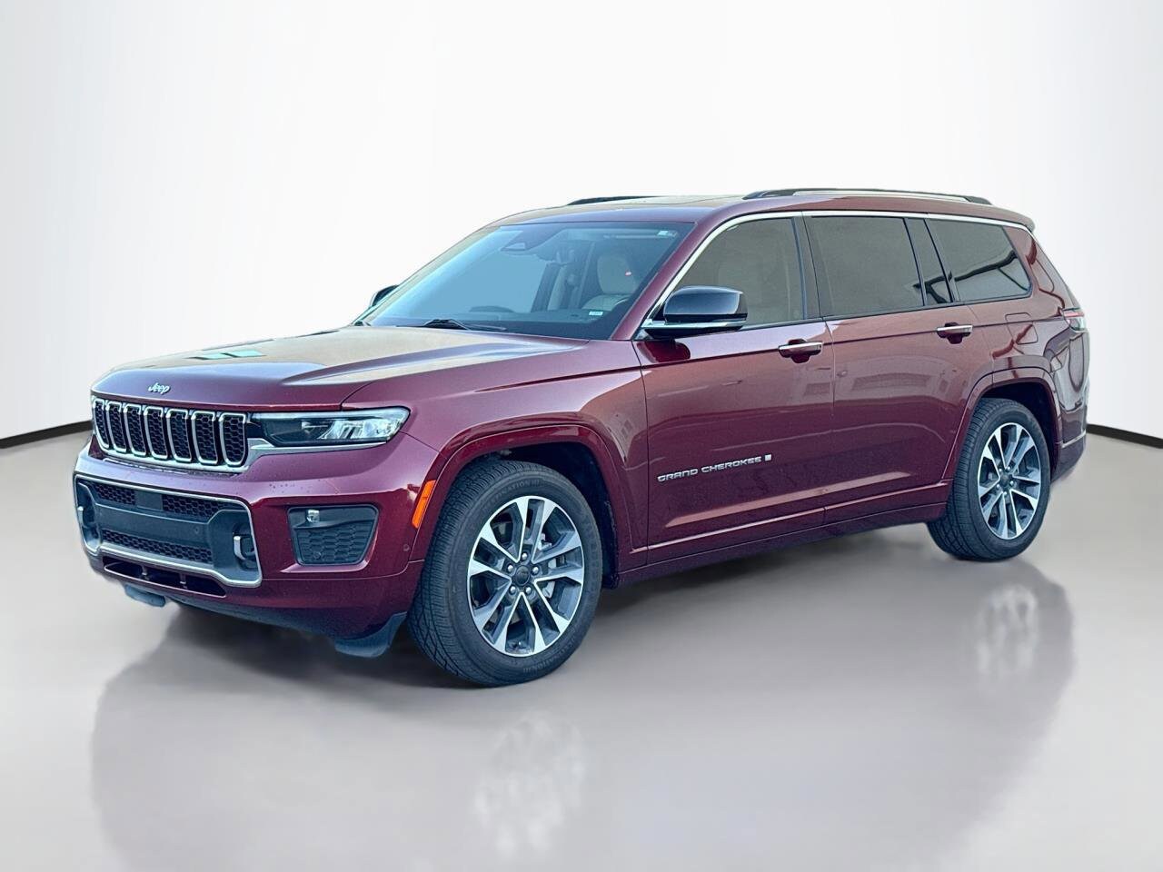 2022 Jeep Grand Cherokee Overland Sport photo 3