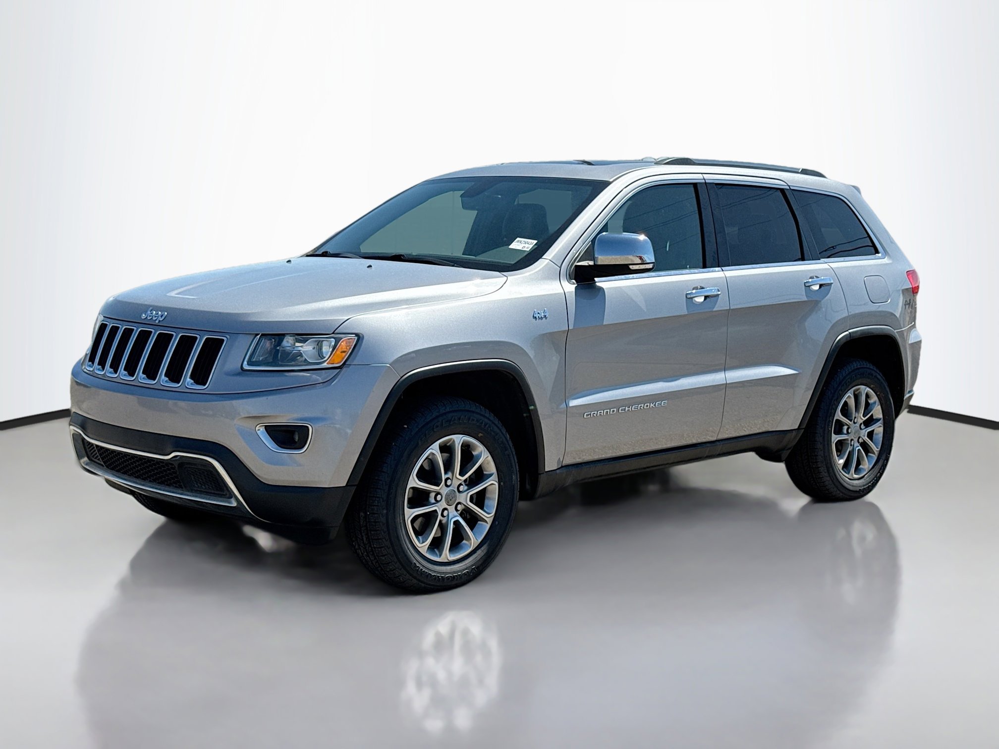 2015 Jeep Grand Cherokee Limited photo 2