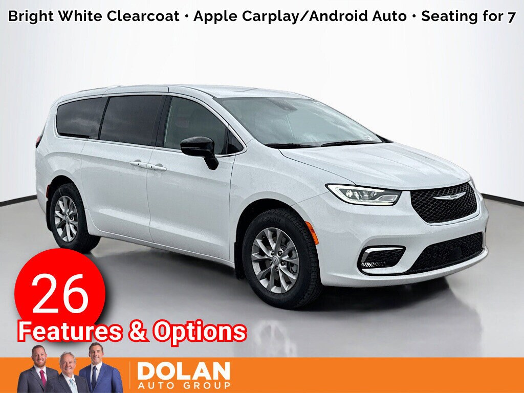 2026 Chrysler Pacifica Select's photo