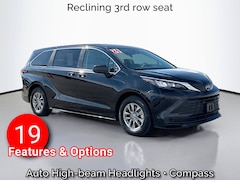 2024 Toyota Sienna LE 8 Passenger Mini-van, Passenger