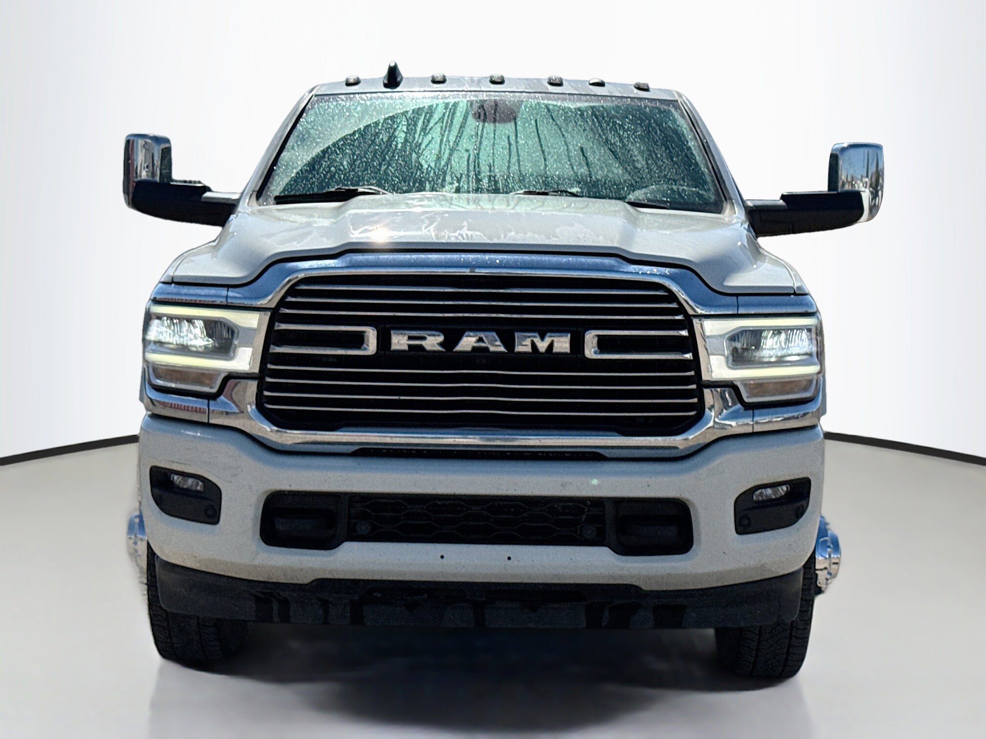 2021 Ram 3500 Laramie photo 3
