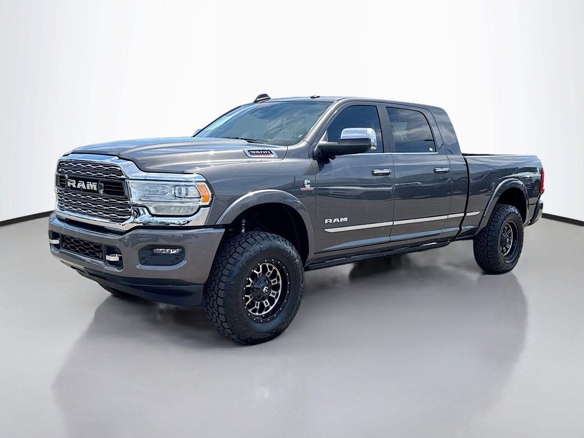 2020 Ram 3500 Limited photo 2