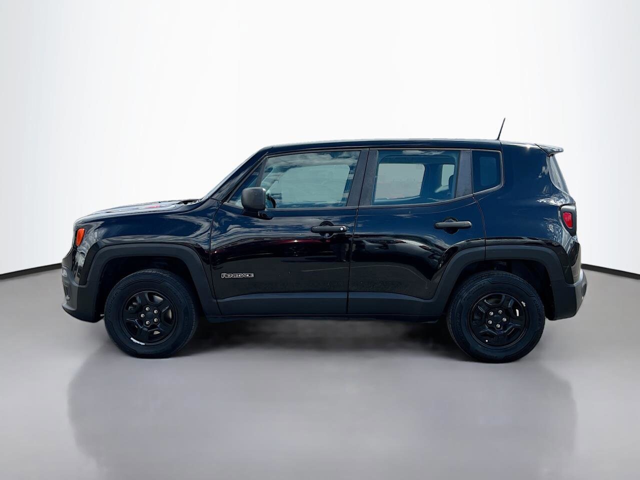2018 Jeep Renegade Sport photo 2