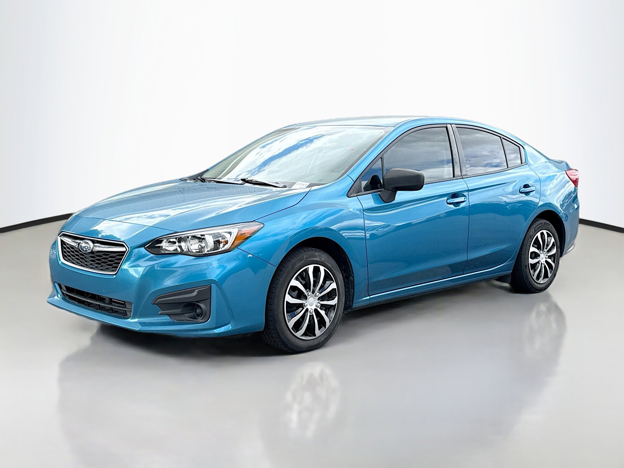 2017 Subaru Impreza 2.0i photo 2