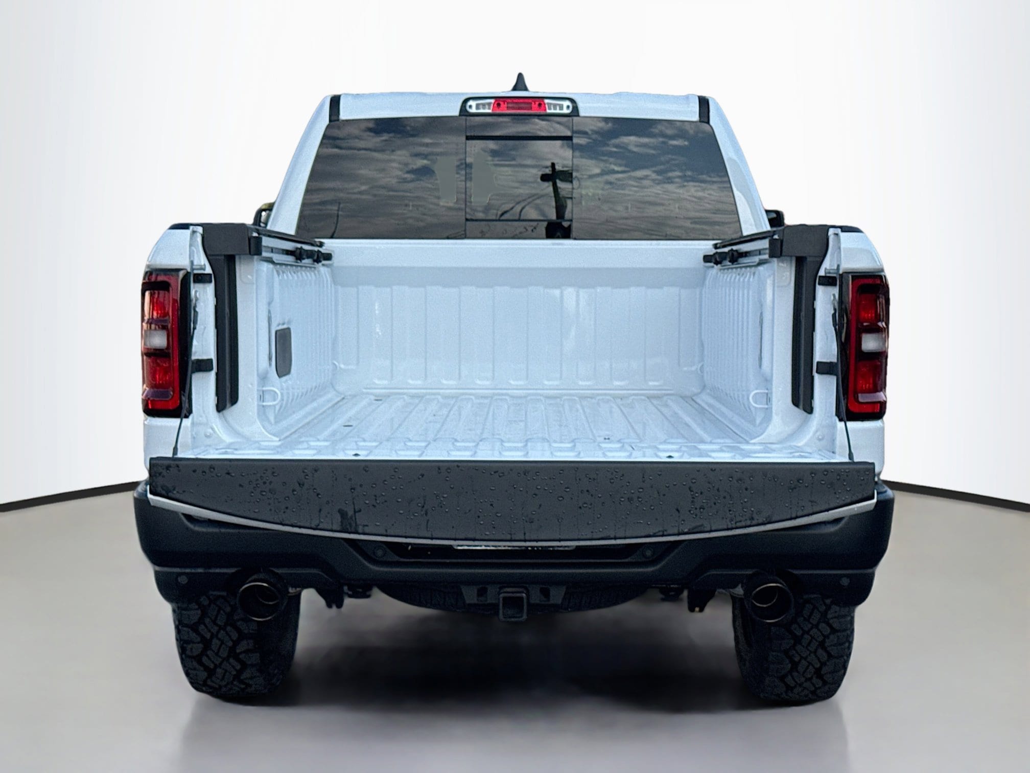 2026 RAM 1500 Rebel - Photo 18