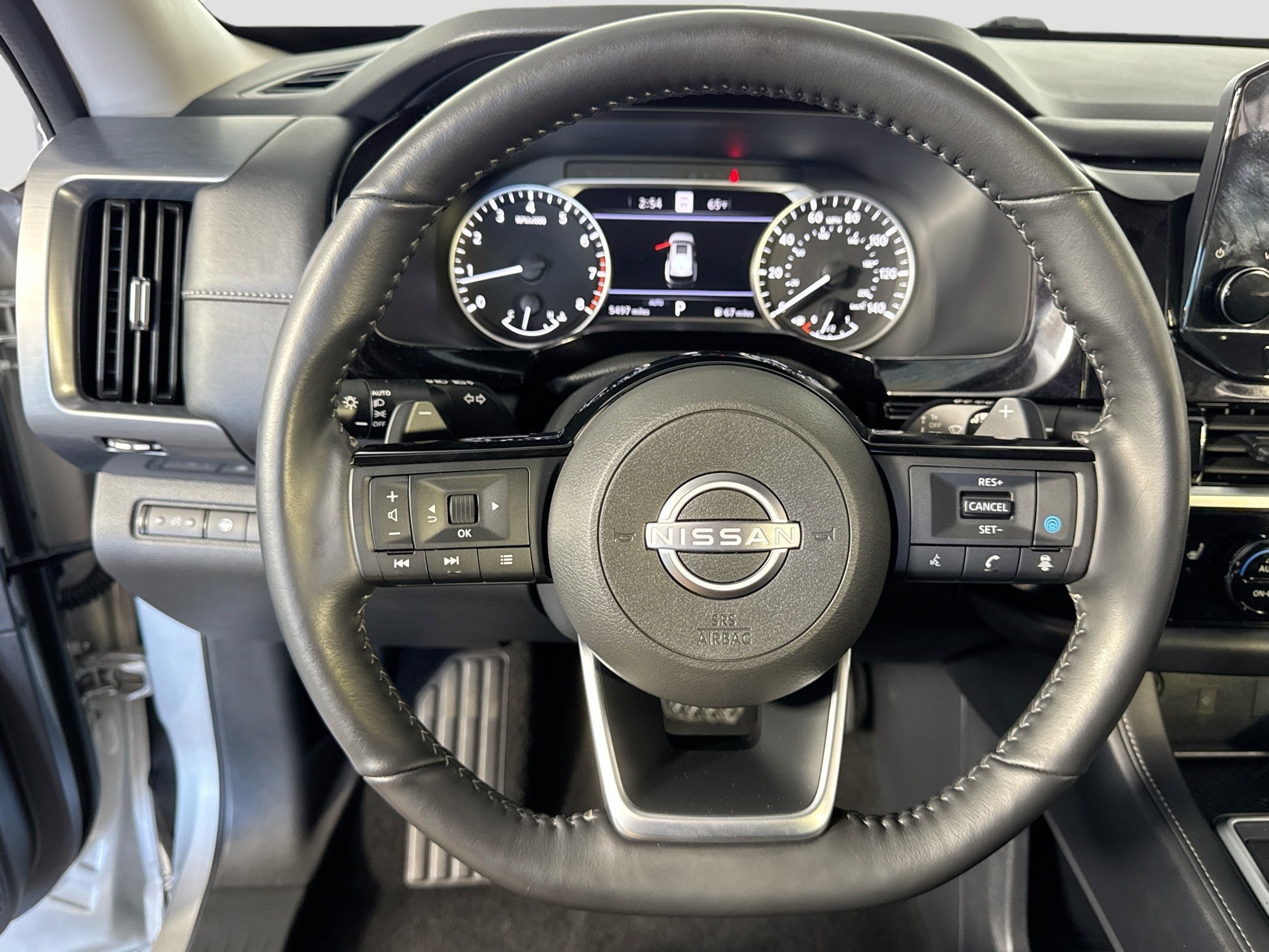 2025 Nissan Pathfinder SL - Photo 13