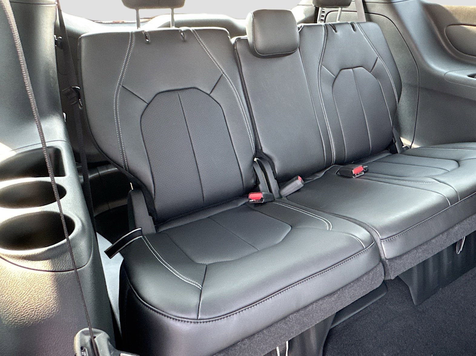 2026 Chrysler Voyager LX - Photo 28