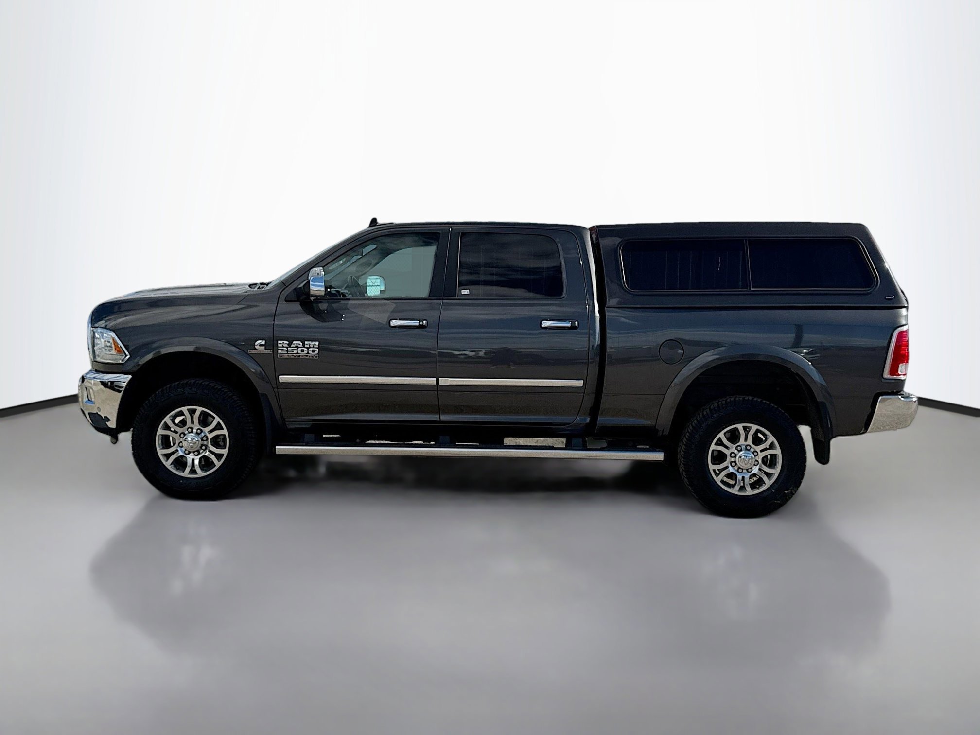 2018 Ram 2500 Laramie photo 2
