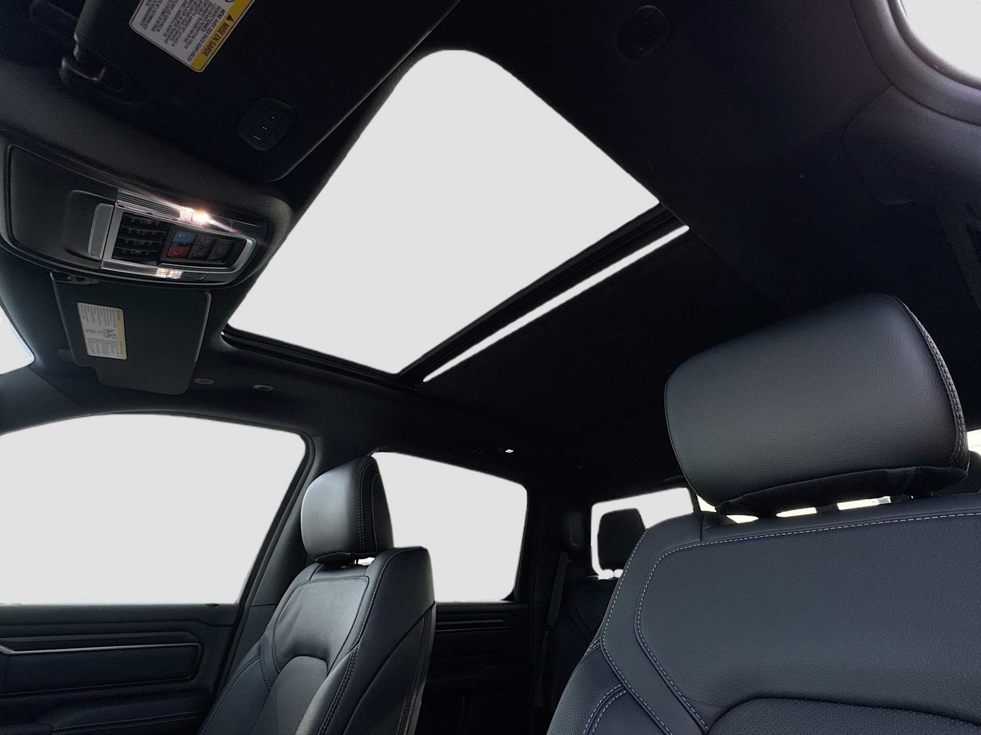 2026 RAM 1500 Rebel - Photo 15