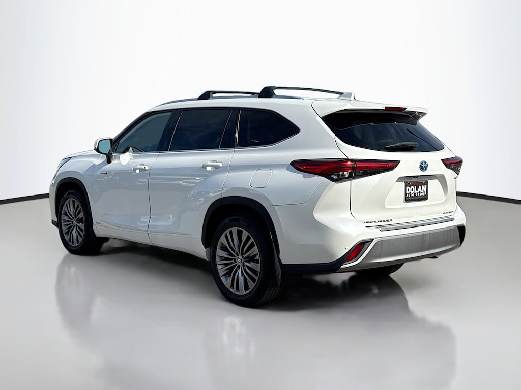 Used 2021 Toyota Highlander Hybrid Platinum Sport Utility