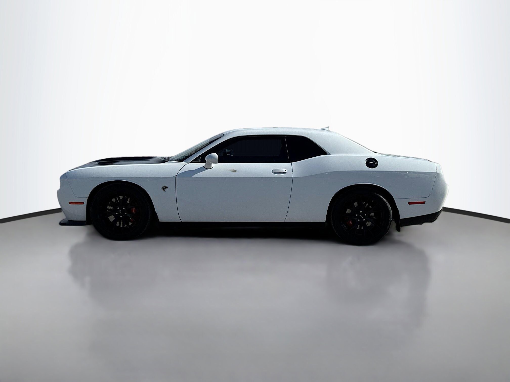 2016 Dodge Challenger SRT8 Hellcat photo 3