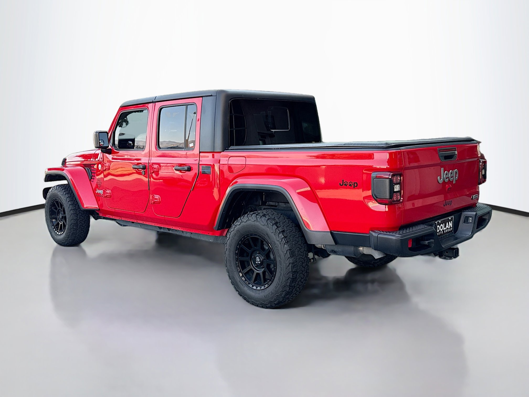 2020 Jeep Gladiator Overland photo 3