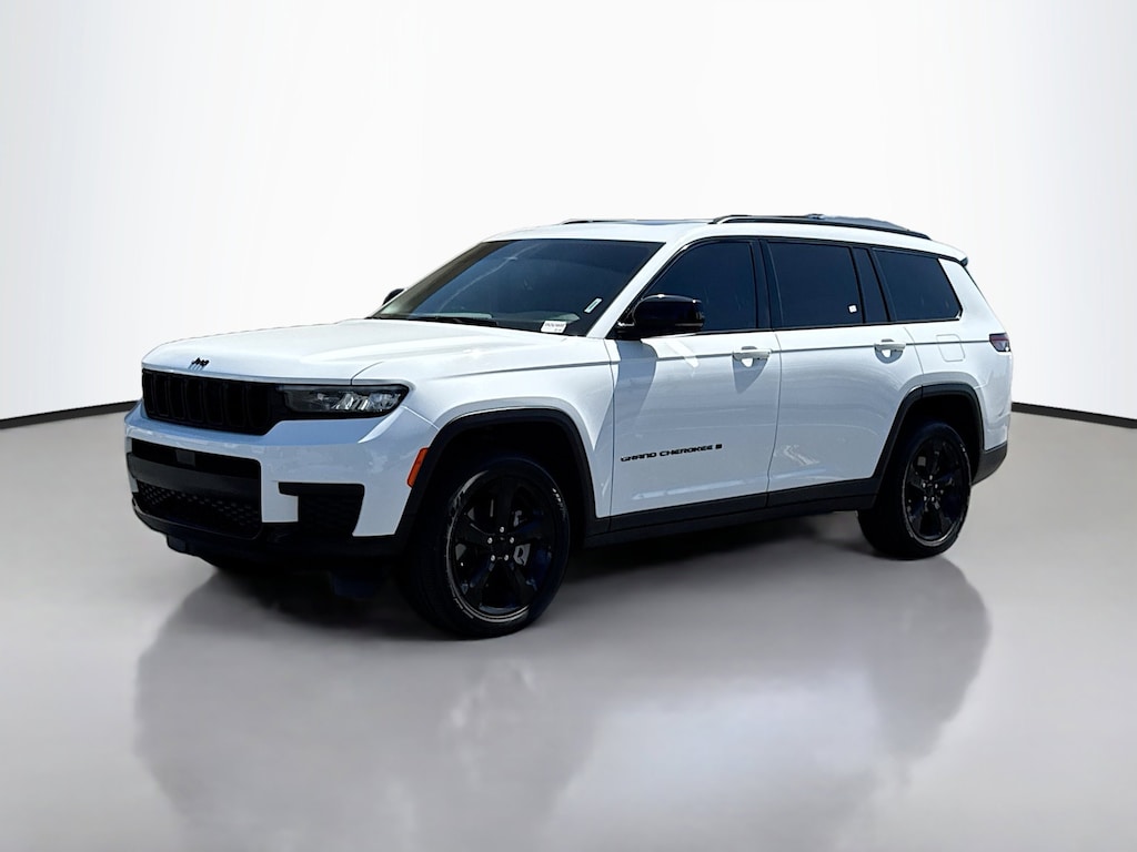 Used 2025 Jeep Grand Cherokee L Laredo Sport Utility