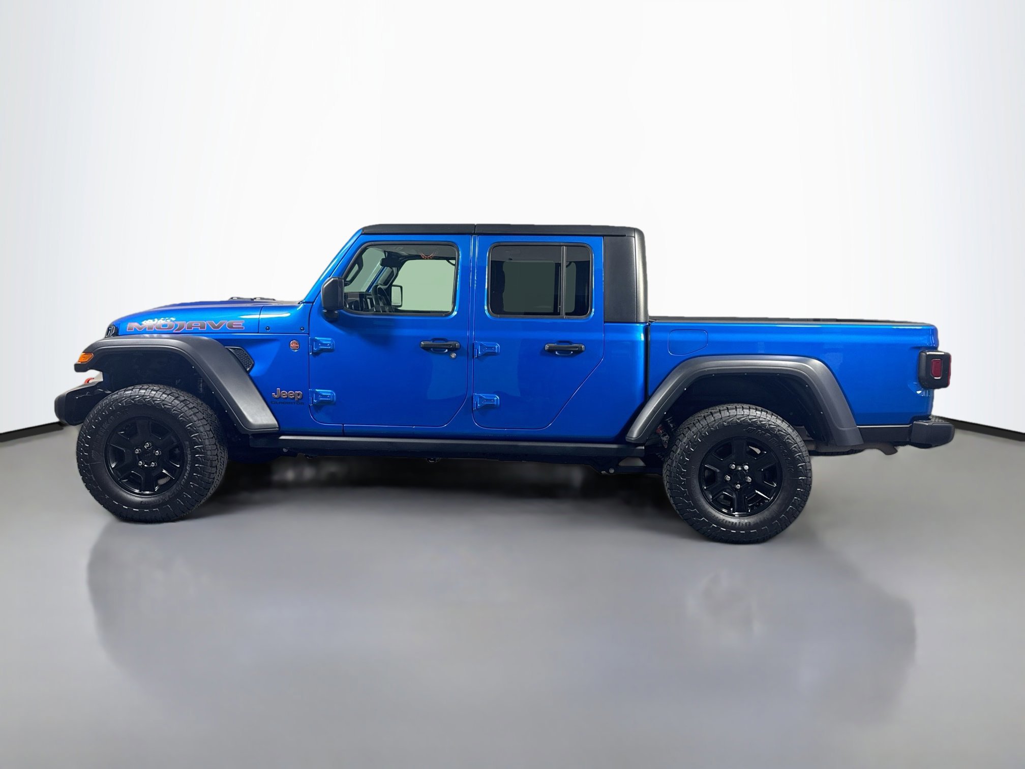 2021 Jeep Gladiator Mojave photo 2