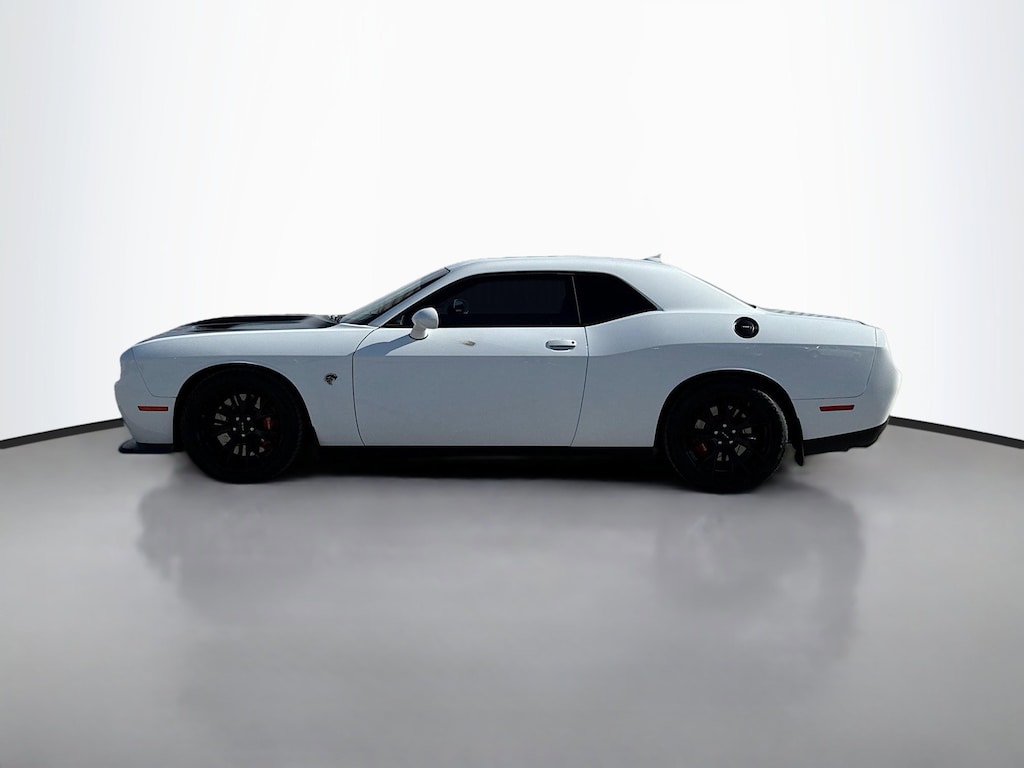Used 2016 Dodge Challenger SRT Hellcat 2dr Car