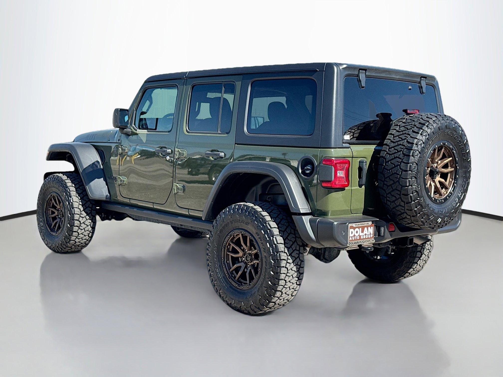 2024 Jeep Wrangler Sport Willys photo 4