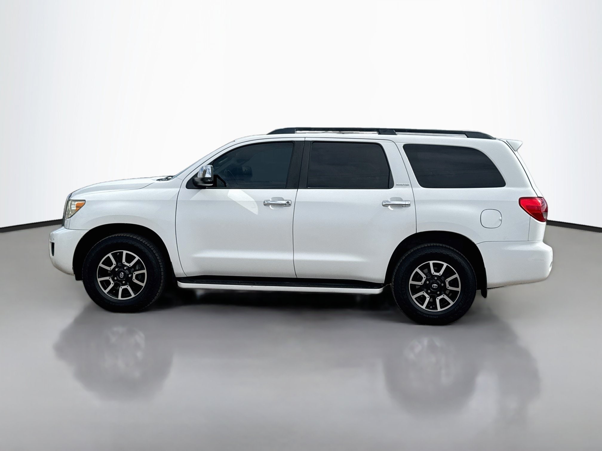 Used 2011 Toyota Sequoia Limited with VIN 5TDJY5G11BS055243 for sale in Fernley, NV