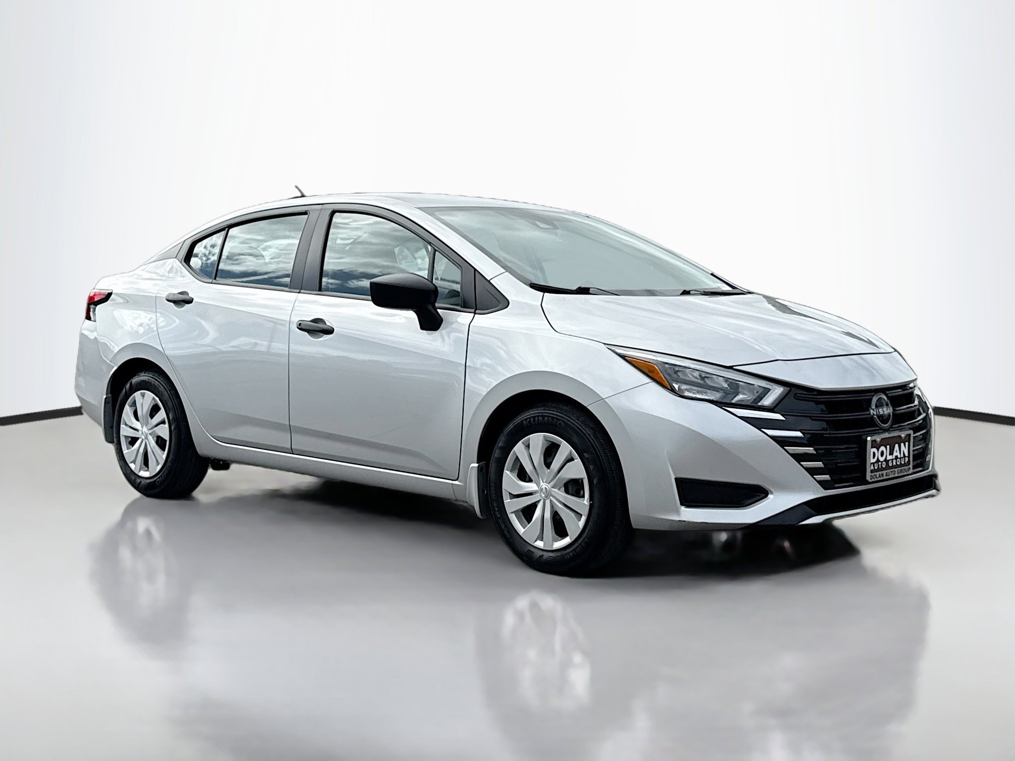 2025 Nissan Versa Sedan