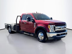 2017 Ford F-350 Chassis Extended Cab Chassis-Cab