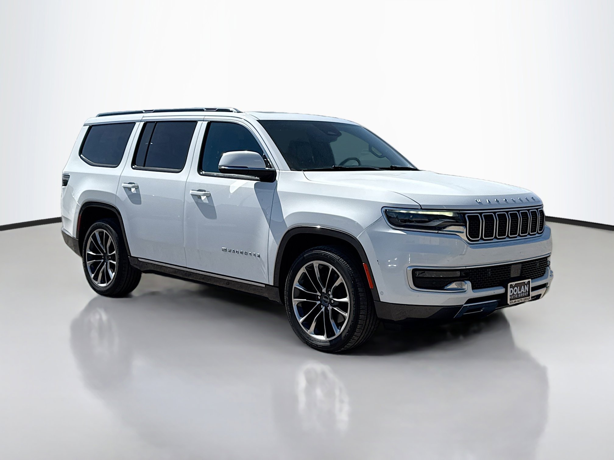 2022 Jeep Wagoneer Series III 4WD's photo