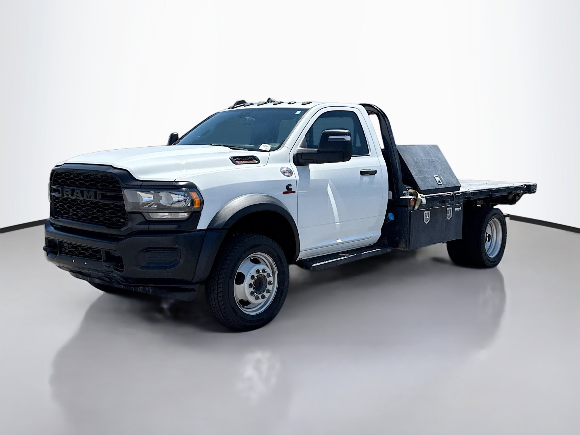 2023 Ram 4500 Tradesman SLT photo 2