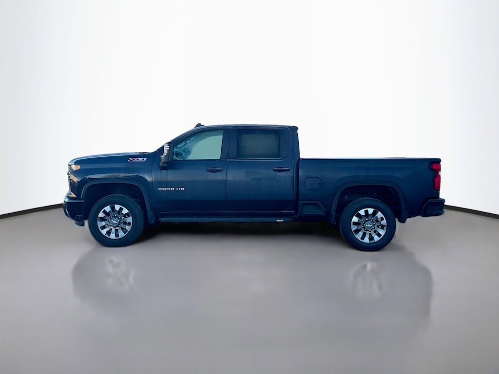 Used 2024 Chevrolet Silverado 2500 HD Custom Crew Cab Pickup