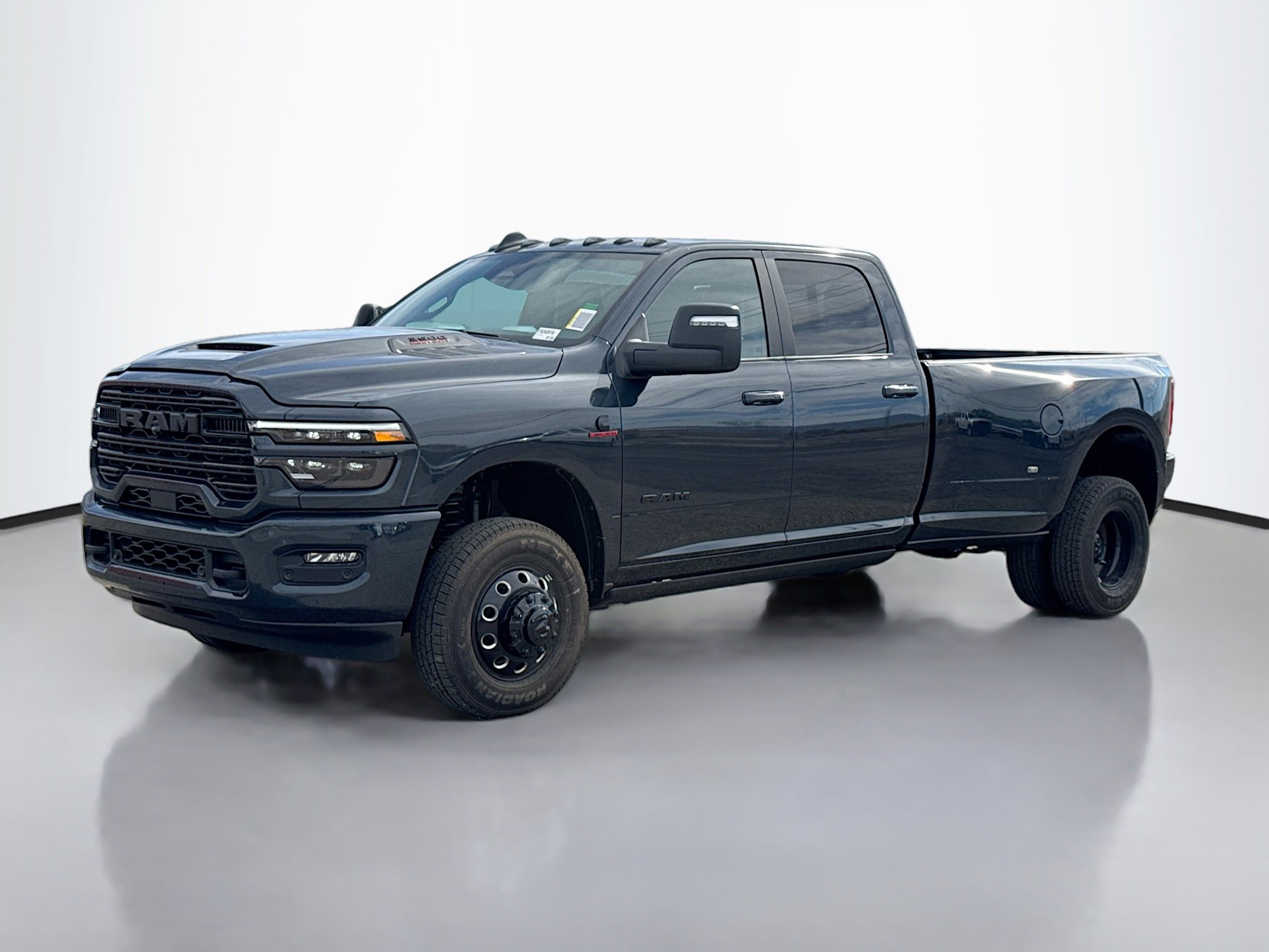 2026 Ram 3500 Laramie photo 2