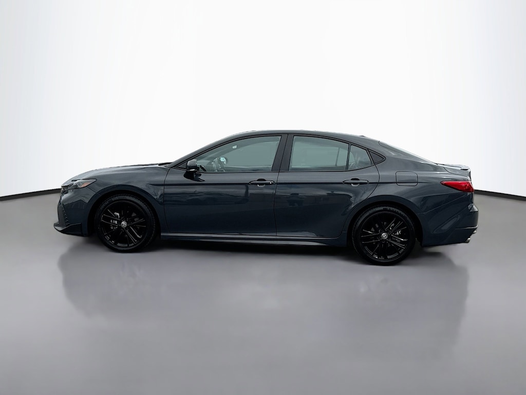 Used 2025 Toyota Camry SE 4dr Car