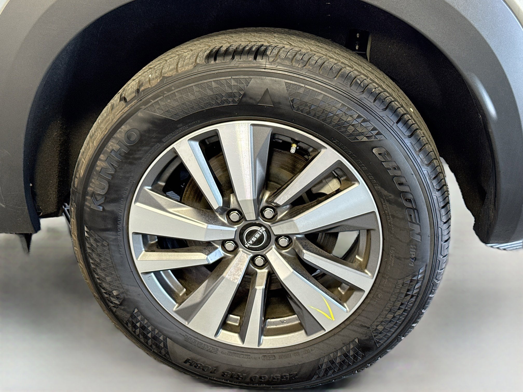 2025 Nissan Pathfinder SL - Photo 11