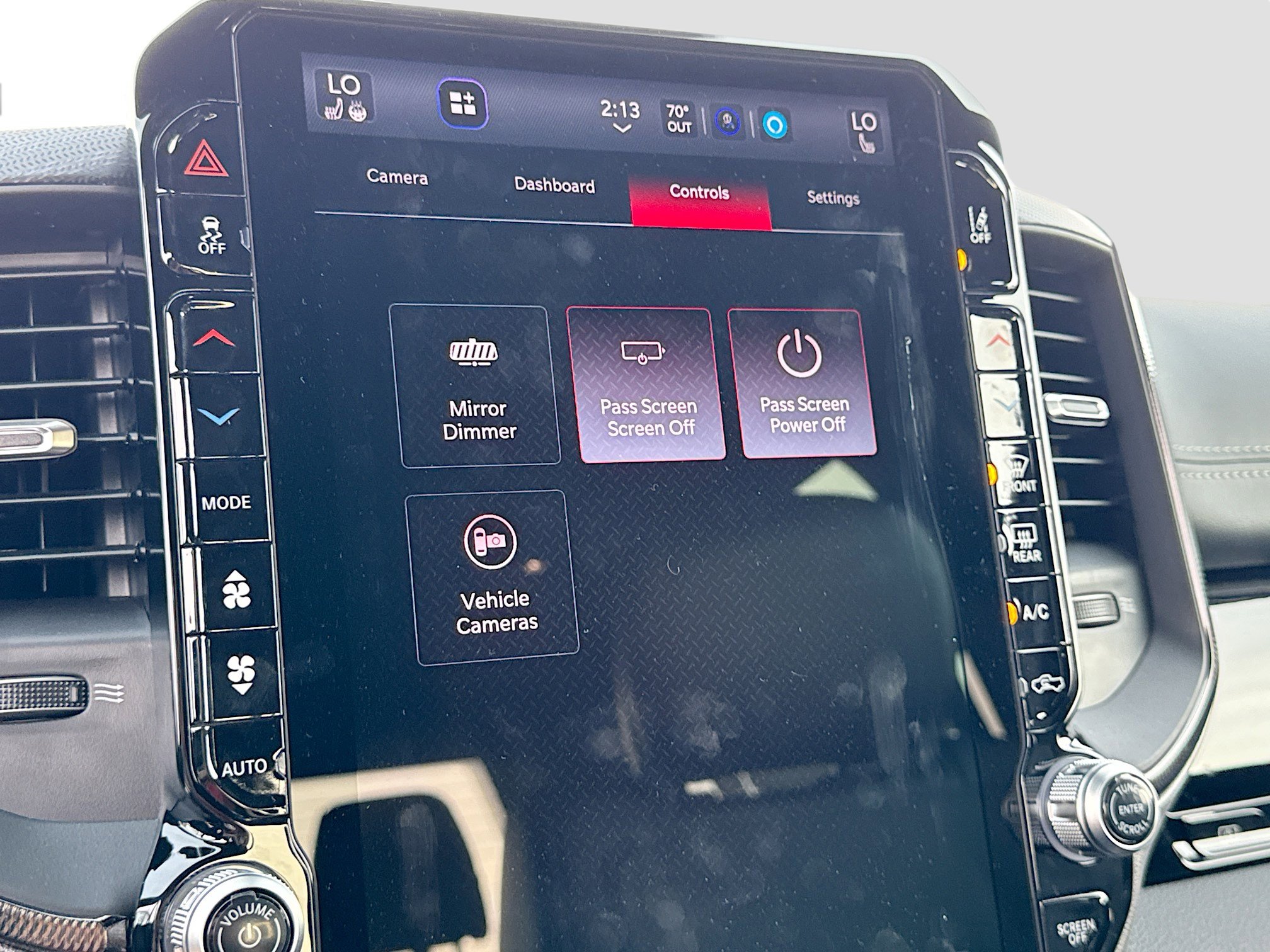 2026 RAM 1500 Rebel - Photo 44