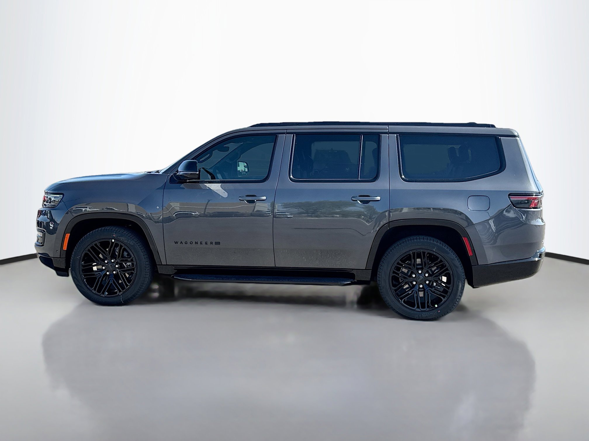2025 Jeep Wagoneer Series II photo 3